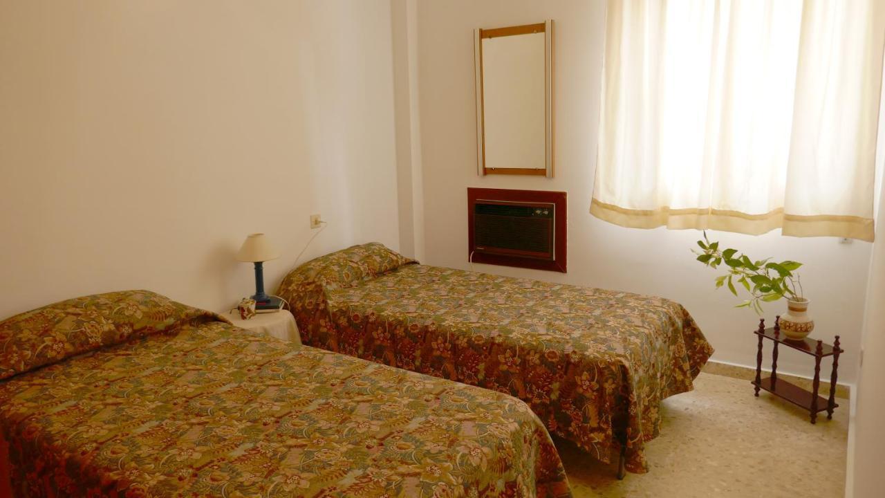 Casa Soleada En Calle Tranquila Hébergement de vacances Séville