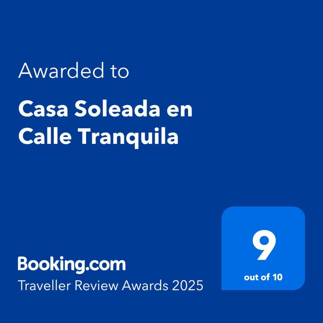 Casa Soleada En Calle Tranquila Сasa de vacaciones